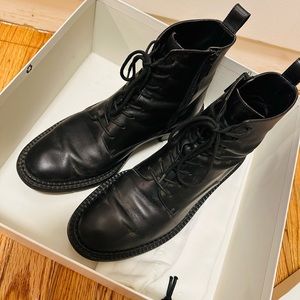 Women’s Cabria Leather Lug Boot